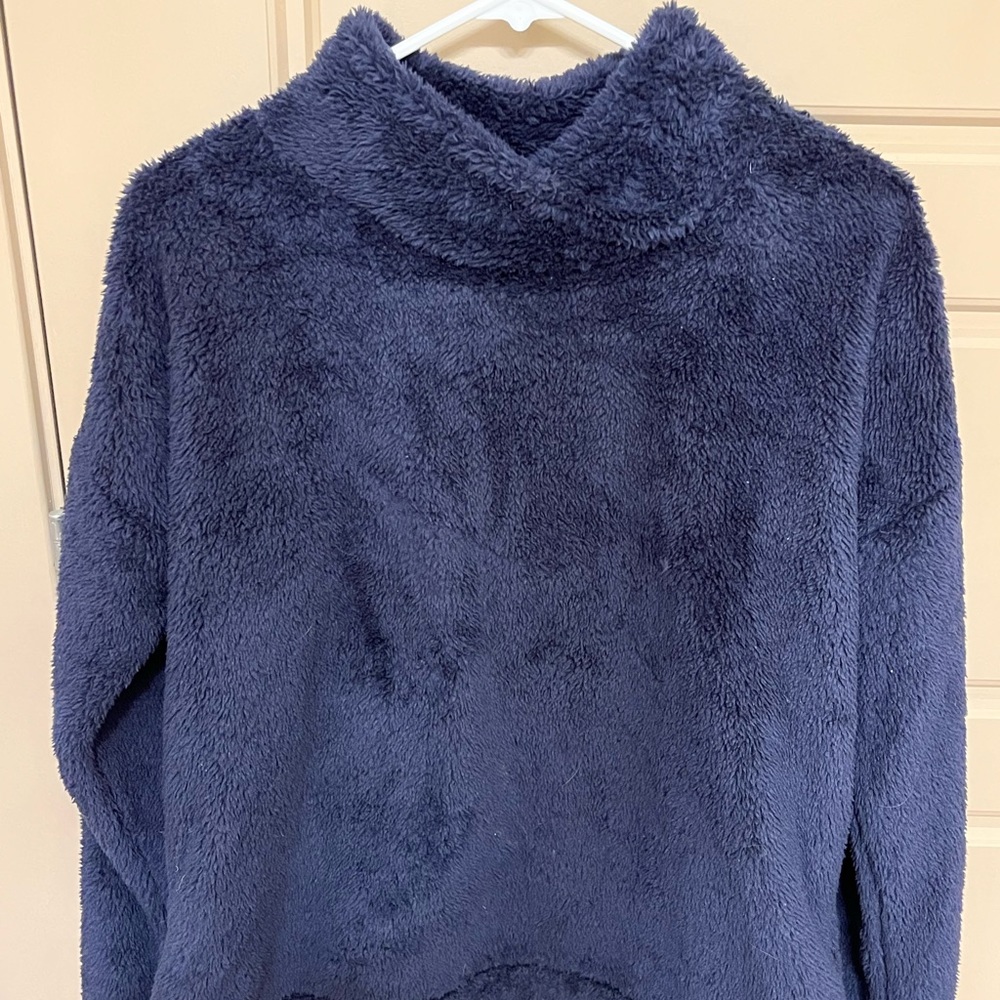 Pull over- Never Worn- Size S